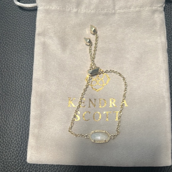 Kendra Scott Elaina gold adjustable pull bracelet - Picture 3 of 3